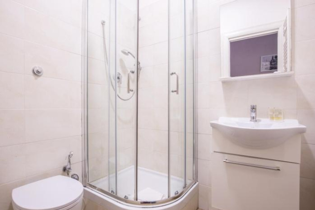 Azzurra Rooms - Rome