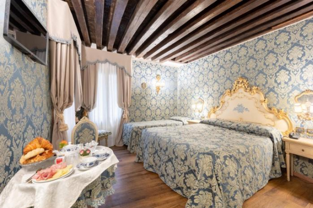 La Loggia Residence Hotel - Venice
