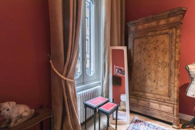 Italianway - Borgonuovo 12 - Milan