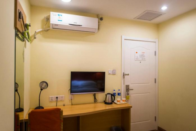 Home Inn Yanji Jiefang Road Pedestrian Street Branch - Jilin