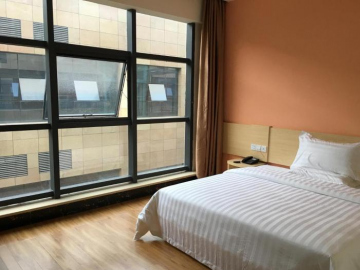 7 Days Inn·Chongqing Tongnan Waitan International