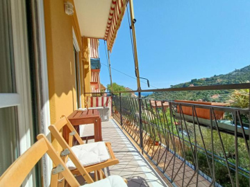 ALTIDO Bright Flat with 2 Balconies and Sea View