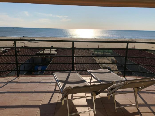 Attico Sulla Spiaggia - Viareggio
