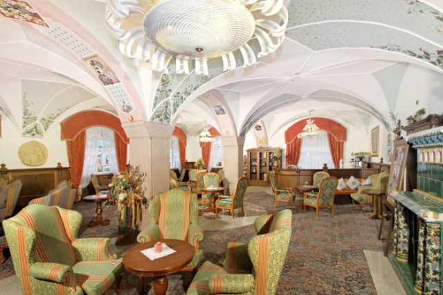 Hotel Dolomiti Schloss - 卡納澤伊