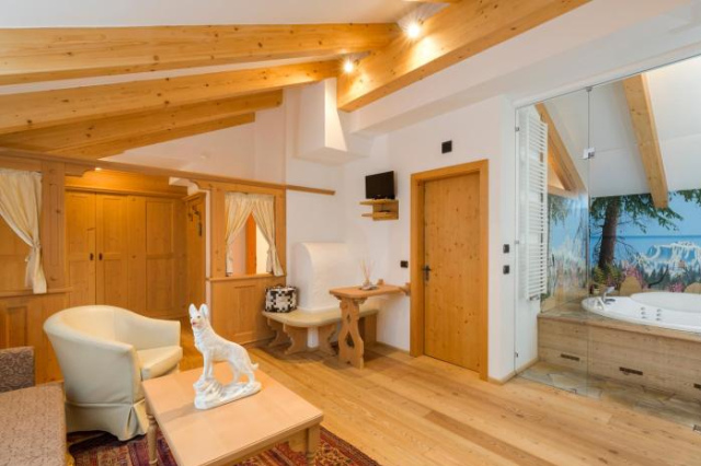 Lupo Bianco Health Hotel - Canazei