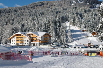 Lupo Bianco Health Hotel