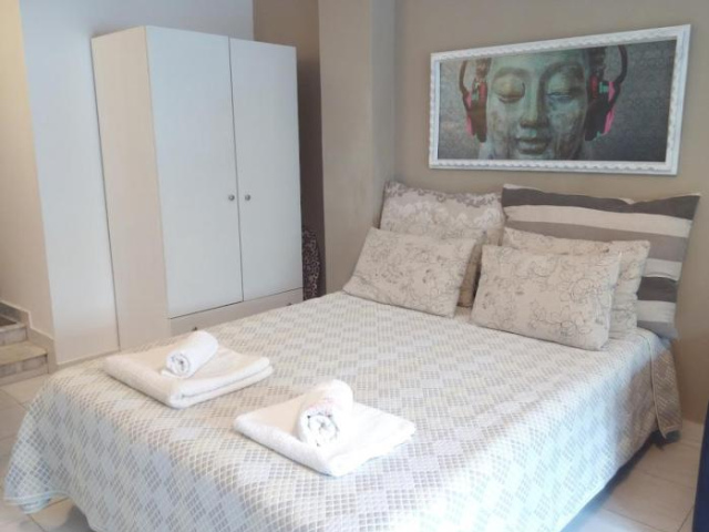 Isalos Welcome Stay Garden House - Explore Center by Foot - Close to Helexpo & University - Thessaloniki
