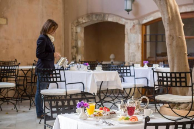 Casa Delfino Spa Hotel - Chania