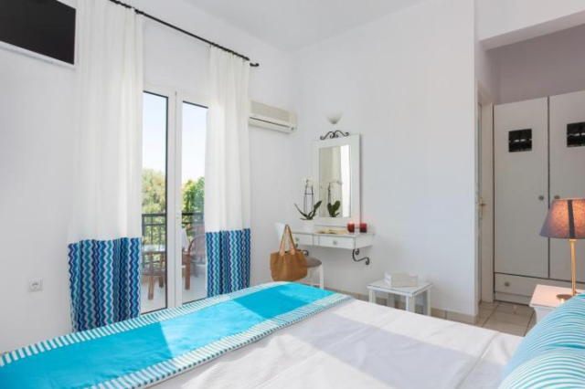 Iris Beach Hotel - Monemvasia