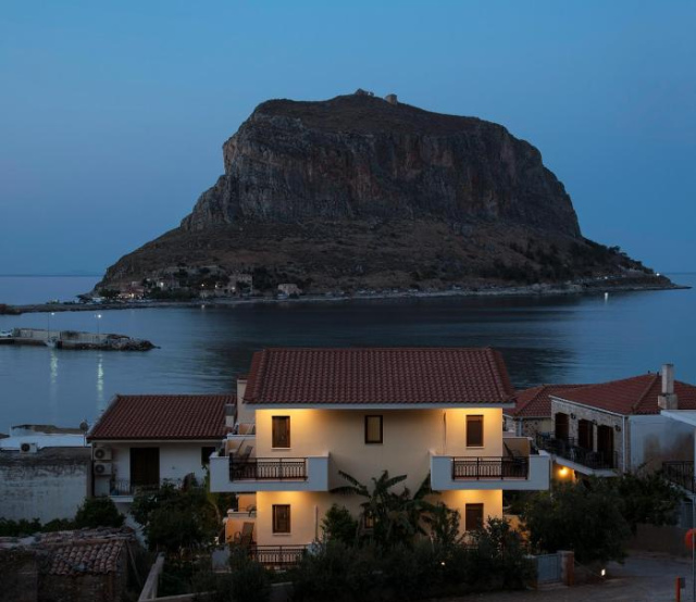 Cyrenia Guesthouse - Monemvasia