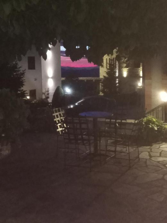 Kelianni Guesthouse - Portaria
