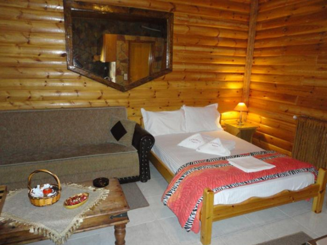 Faraggi Apartments - Kalavryta