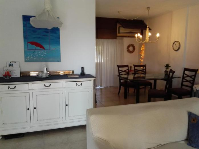 Surf House - Artemida