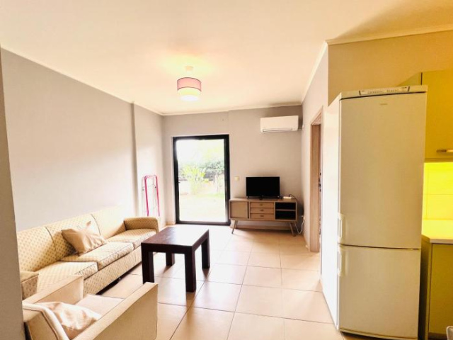 Maos Home Airport Free Shuttle - Vravrona