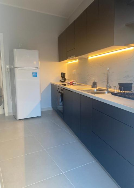 Modern Living in Markopoulo center - 韋拉弗洛納