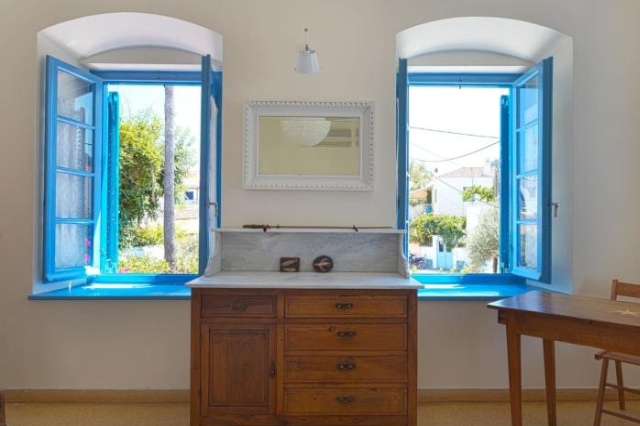 The Palm Tree House!! - Spetses