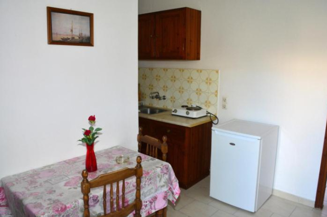 Voula Apartments - Agia Marina