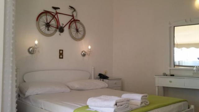 Rachel Hotel - Agia Marina