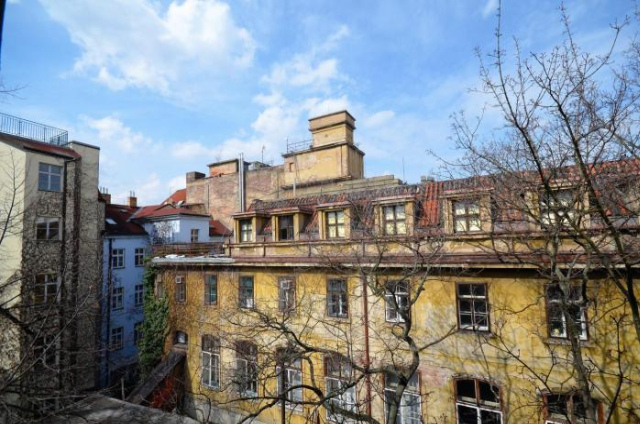Travel & Joy Backpackers Hostel - Prague