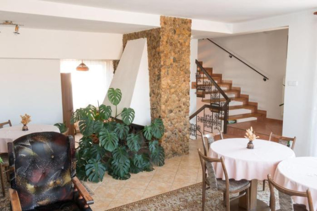Alton garni hotel - Ceske Budejovice