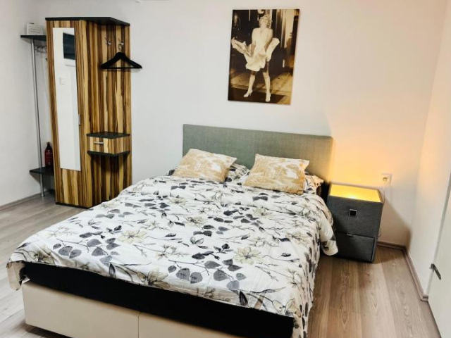Apartmánek Patricie room with kitchenette suitable for 2 adults and 2 children - Mikulov