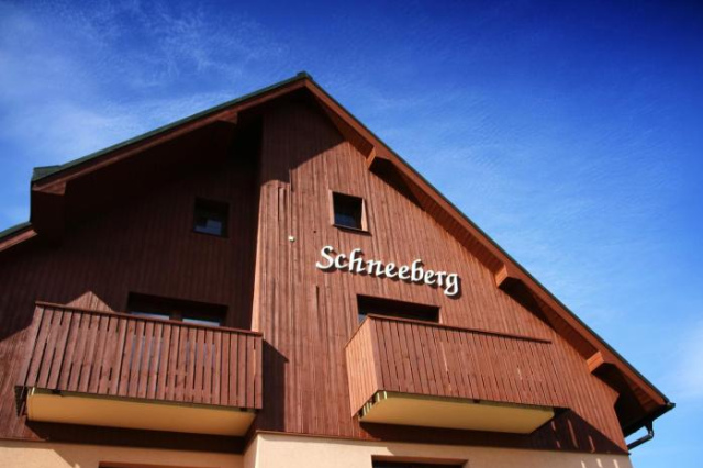 Schneeberg Apartmany - 博茲達爾