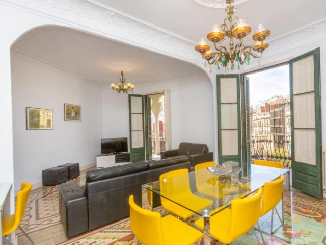 Apartment Eix-Dret-Roger de LLuria-Valencia - Barcelona