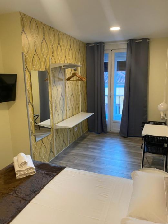 Hostal Alaska - Madrid