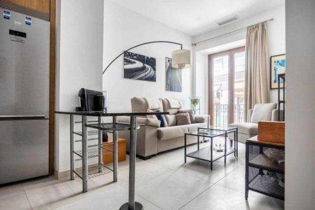 Apartamento exclusivo junto al mercado de triana - Seville