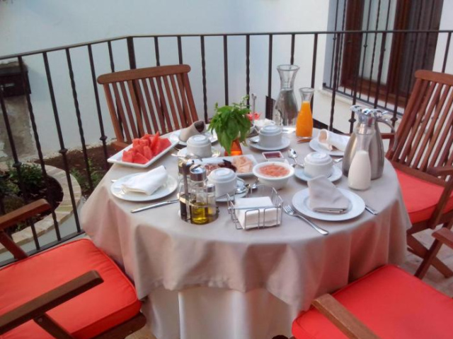 Dihara Hostel - Granada
