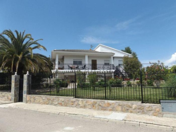 Casa con piscina privada en Escalona