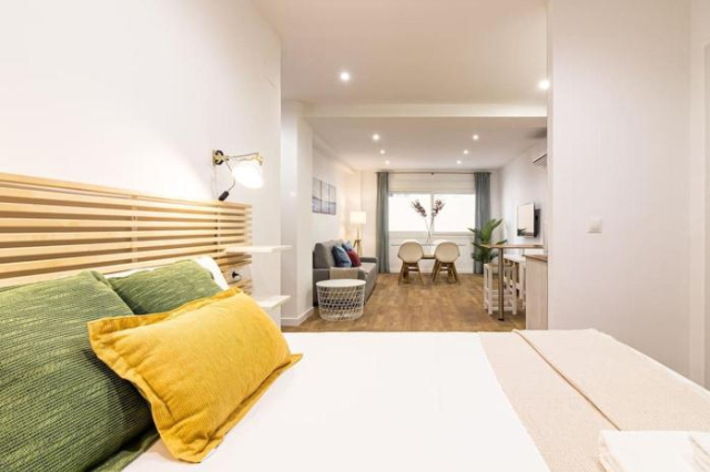 Malagueta RooMalaga by Bossh! Apartments - Malaga