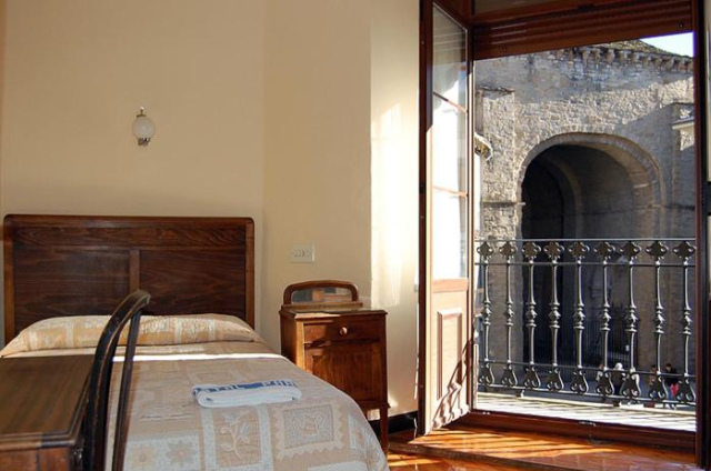 Paris Hotel - Jaca