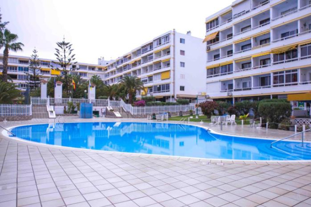 Stylish Apartment with Balcony in centre of Playa del Ingles - 普拉亞戴爾雷安格萊斯