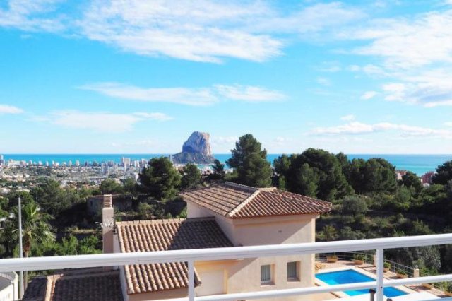Maravillosa villa con piscina vistas al mar y aa - Alicante