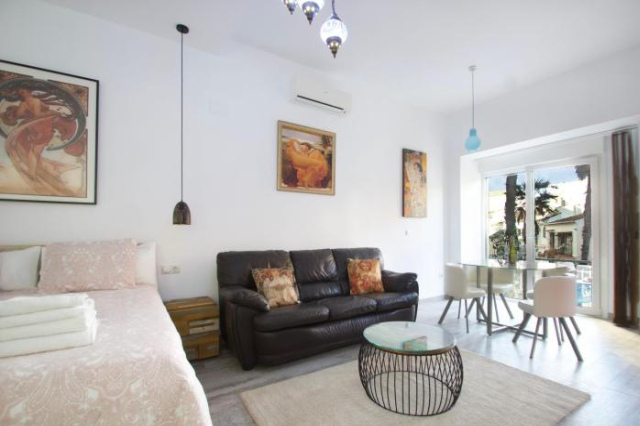 Spacious studio in the heart of La Nogalera - Torremolinos