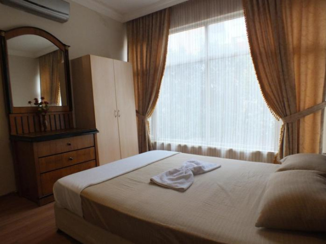 Uyar Palace Hostel - Antalya