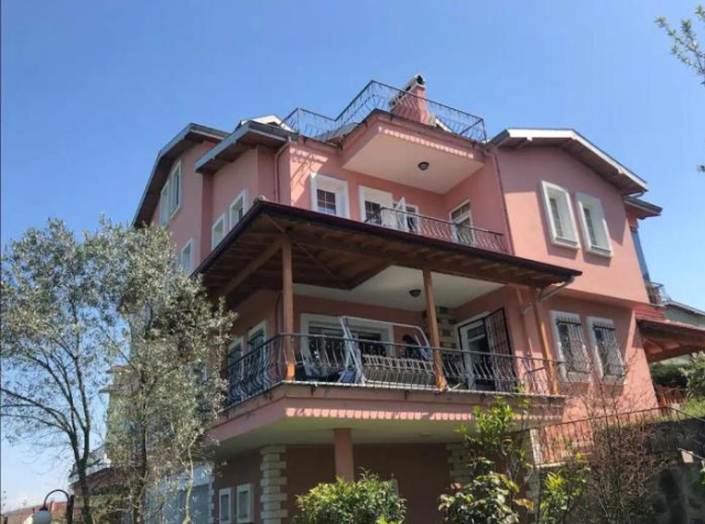 Sea view Triplex Villa Close to SERA Lake and Restaurants - Trabzon
