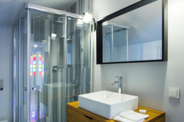 Serguzest Otel - Buyukada