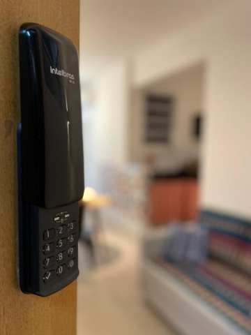 NOVO LOFT silencioso quadra da PRAIA Copacabana