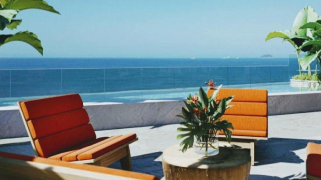 FLAT ATLANTICA COPACABANA EM FRENTE A PRAIA - Rio de Janeiro