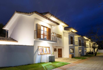 Casa Andorinha com 3 quartos com ar e piscina