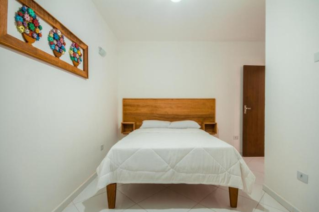 Casa em Vila com Piscina e Acesso à Cachoeira - Paraty