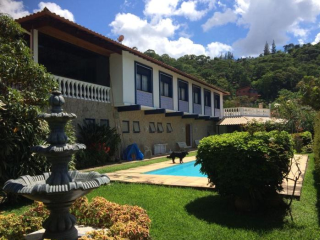 Bela e Aconchegante Casa em Itaipava - Petropolis