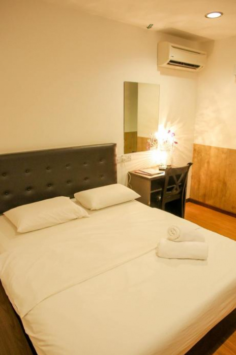 N K Hotel - Muar