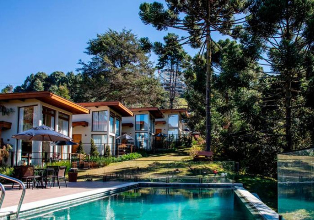 Hotel Boutique QUEBRA-NOZ - Campos do Jordao