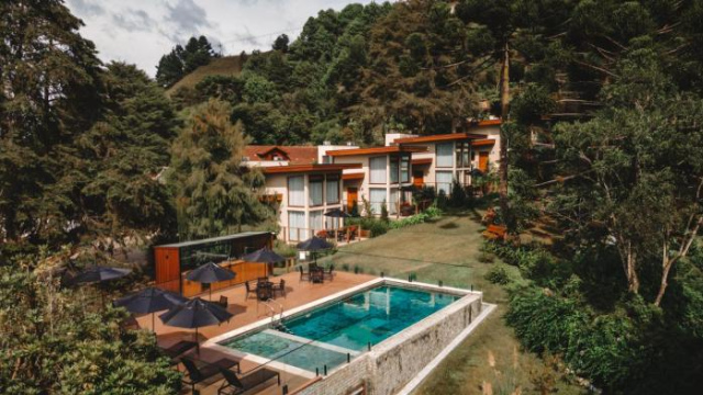Hotel Boutique QUEBRA-NOZ - Campos do Jordao