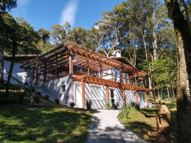 Linda Casa em Monte Verde - Monte Verde