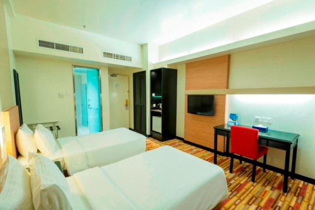 Harbour View Hotel - Kuching