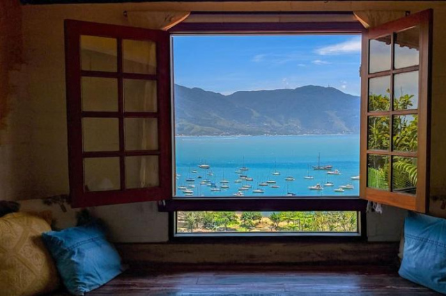 Casa Cinematográfica Próxima Praia & Vila, Wifi - Ilhabela